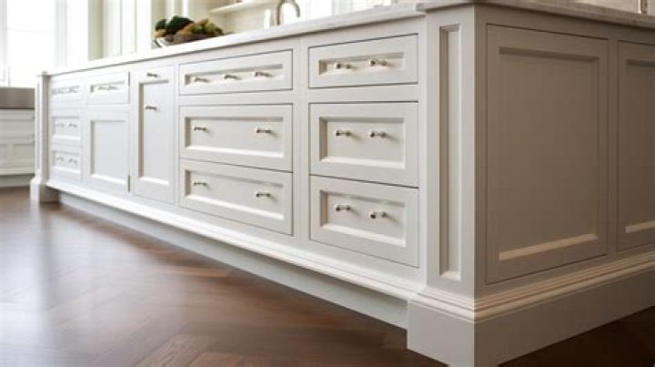 What are inset drawers